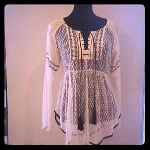 Feminine Lace Juliet Top